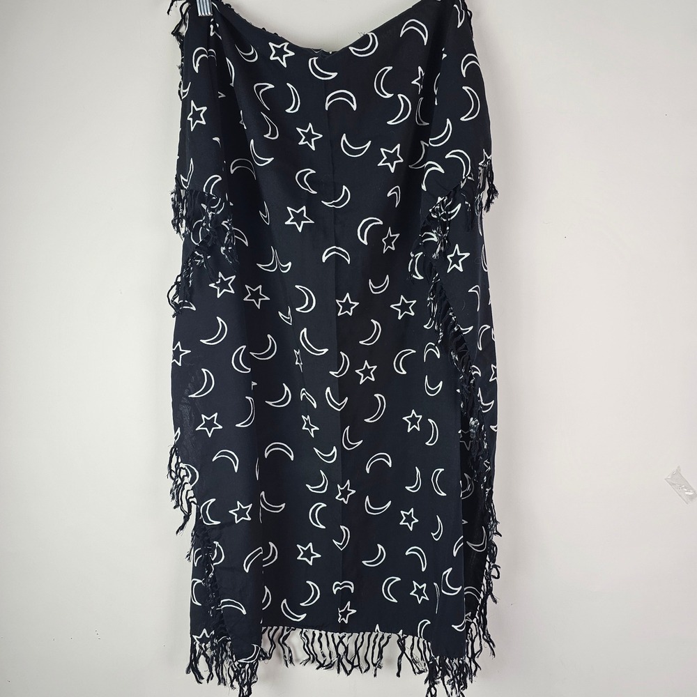 Fit To Be Tied Flamingo Designs Celestial Moon Star Scarf Black White Fringe